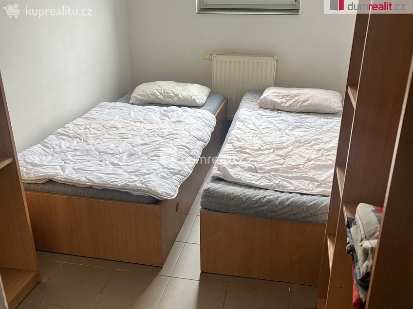 Pronájem bytu - pokoj 15 m^2 Za tratí, Praha-Čakovice 