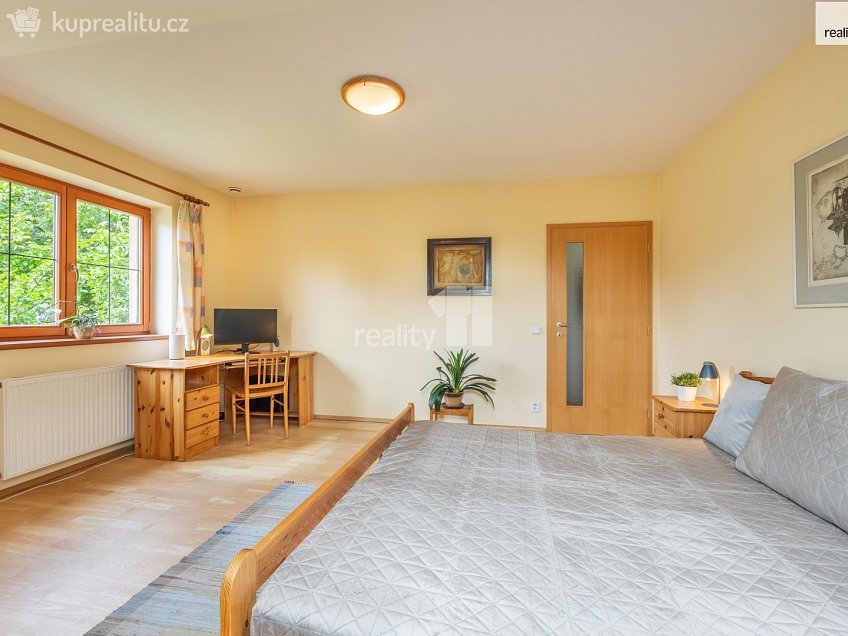 Prodej  rodinného domu 200 m^2 Slunečná, Kamenice 