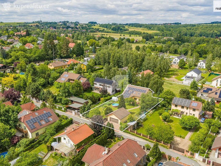 Prodej  rodinného domu 200 m^2 Slunečná, Kamenice 