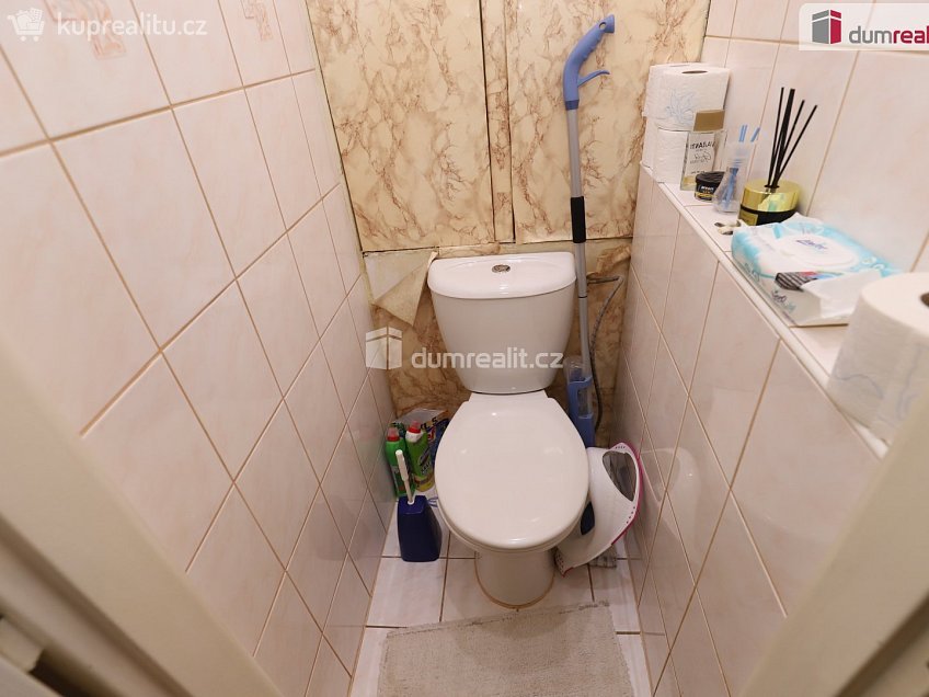Prodej bytu 2+1 68 m^2 Vítězná, Karlovy Vary 