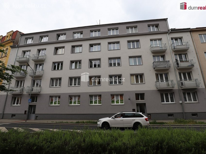 Prodej bytu 2+1 68 m^2 Vítězná, Karlovy Vary 