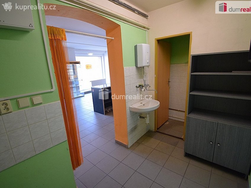 Pronájem  obchodních prostor 56 m^2 Přemyslova, Kralupy nad Vltavou 