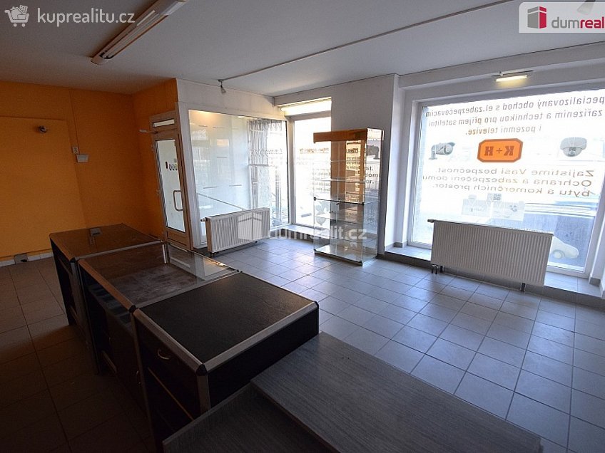 Pronájem  obchodních prostor 56 m^2 Přemyslova, Kralupy nad Vltavou 