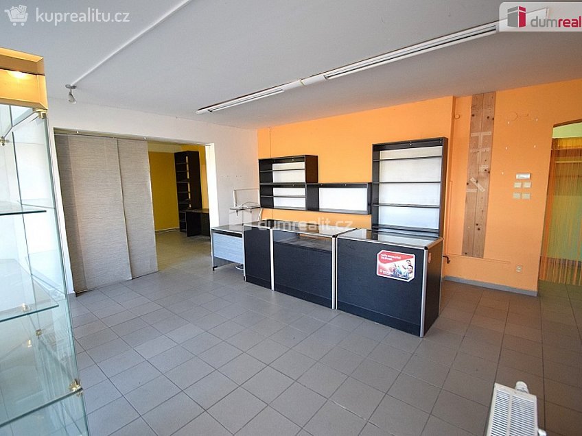 Pronájem  obchodních prostor 56 m^2 Přemyslova, Kralupy nad Vltavou 