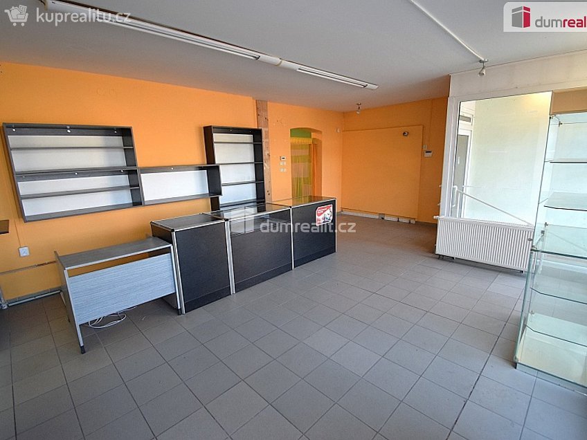 Pronájem  obchodních prostor 56 m^2 Přemyslova, Kralupy nad Vltavou 