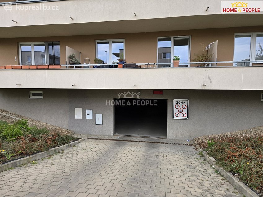 Prodej bytu 2+kk 65 m^2 Jurkovičova, Praha 11 