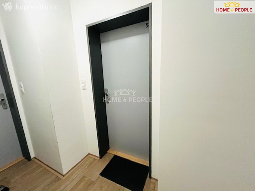 Pronájem bytu 2+kk 58 m^2 Tkalcovská, Brno 