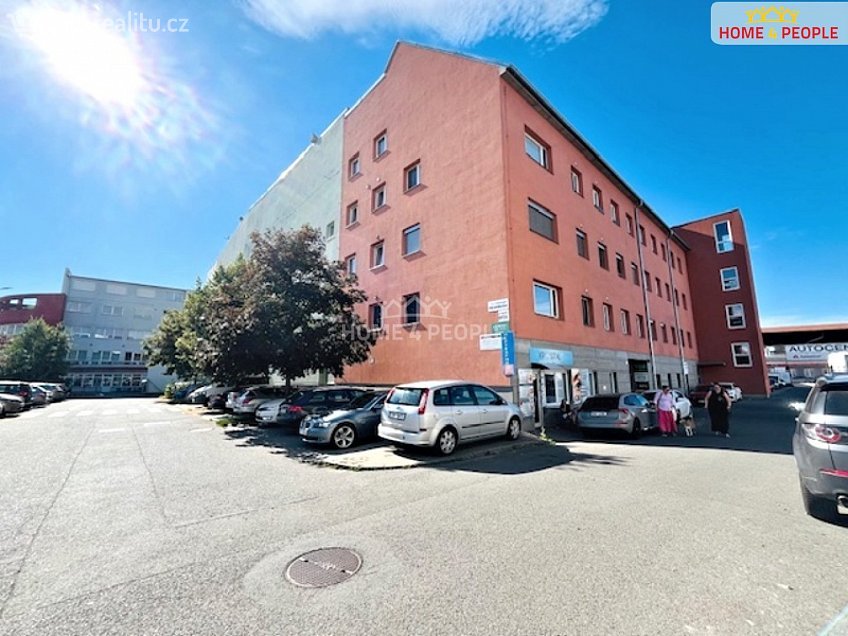 Pronájem bytu 2+kk 58 m^2 Tkalcovská, Brno 