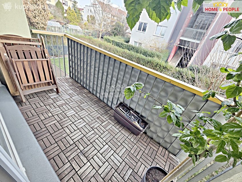 Pronájem bytu 2+kk 58 m^2 Ponětovická, Brno 