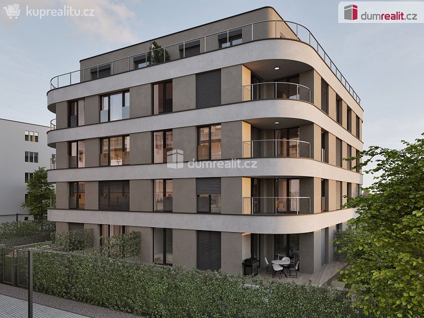 Prodej bytu 1+kk 34 m^2 Na Záboří, Pardubice 