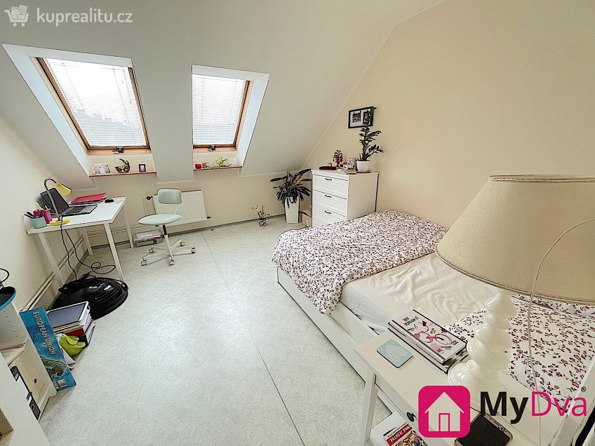 Pronájem bytu 2+kk 45 m^2 Smetanova, Znojmo 