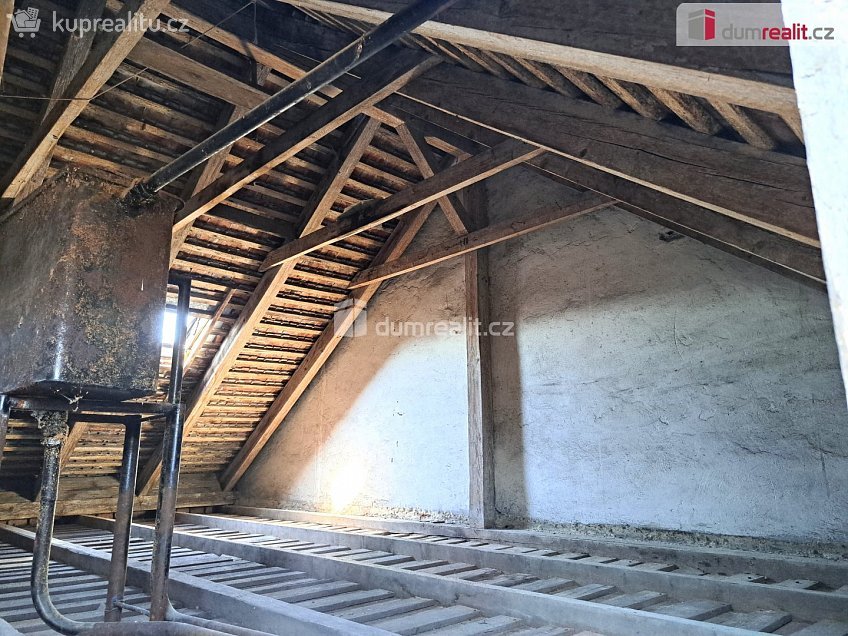 Prodej  rodinného domu 172 m^2 Na Drahách, Ústí nad Labem 