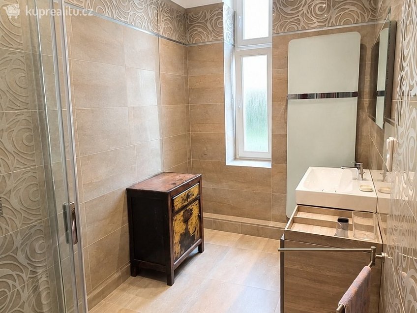 Pronájem bytu 3+kk 101 m^2 Hlavní třída 225, Mariánské Lázně 