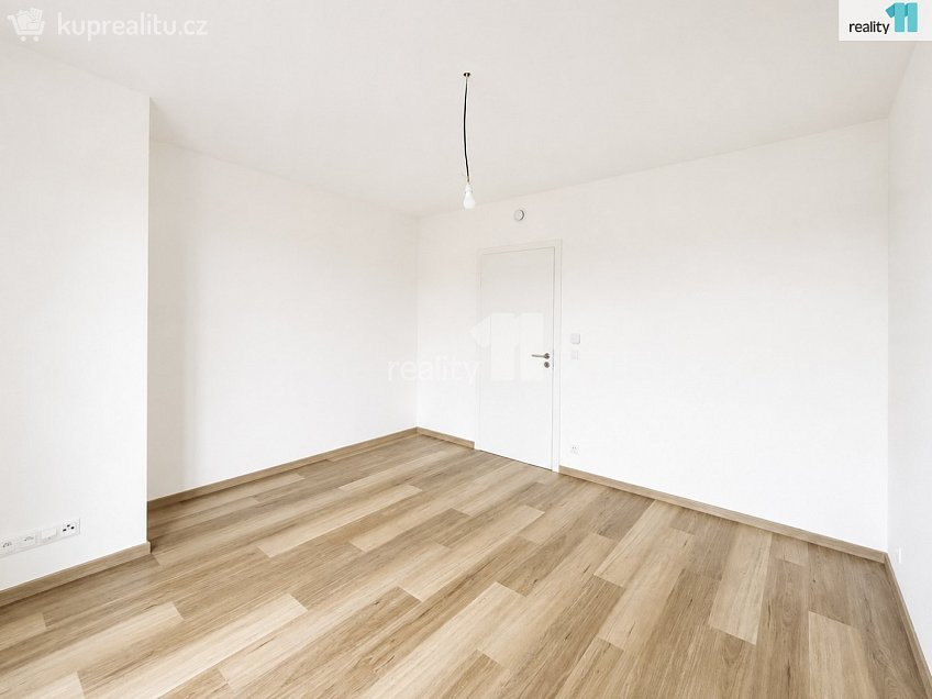 Prodej bytu 2+kk 51 m^2 Kolmanova, Praha 12 