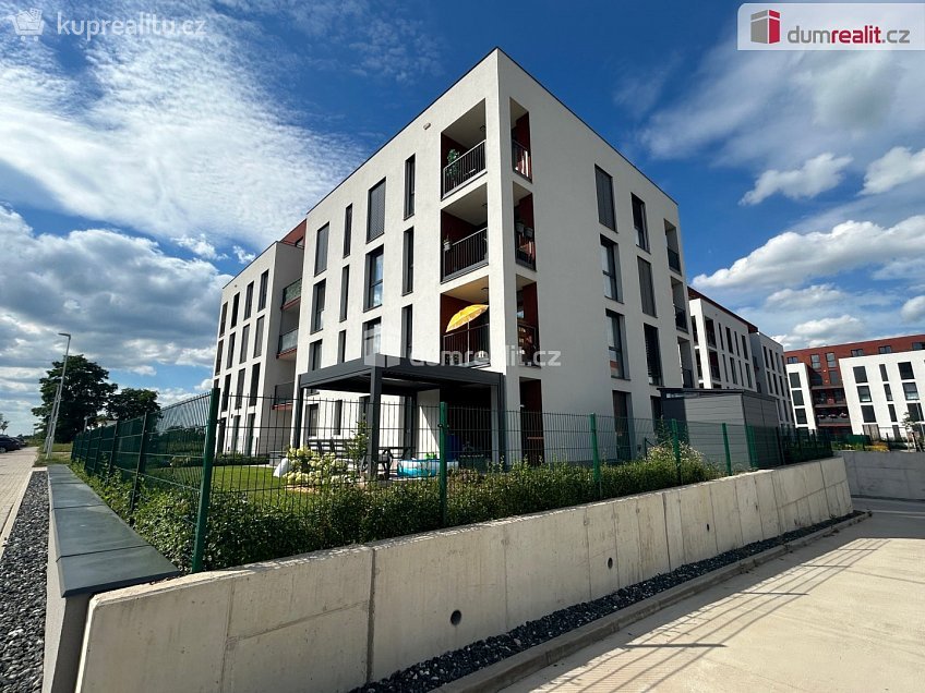 Pronájem bytu 3+kk 90 m^2 Janovická, Kolín 
