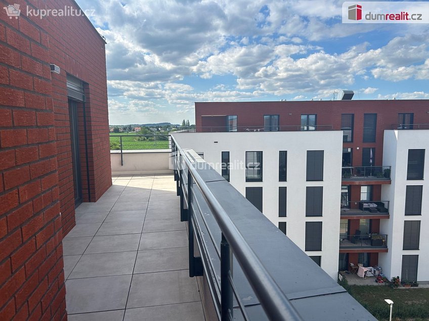 Pronájem bytu 3+kk 90 m^2 Janovická, Kolín 