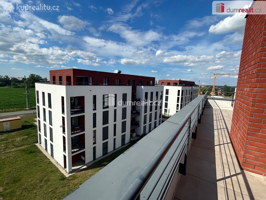 Pronájem bytu 3+kk 90 m^2 Janovická, Kolín 