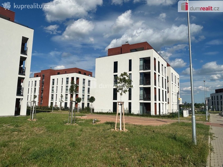 Pronájem bytu 3+kk 90 m^2 Janovická, Kolín 