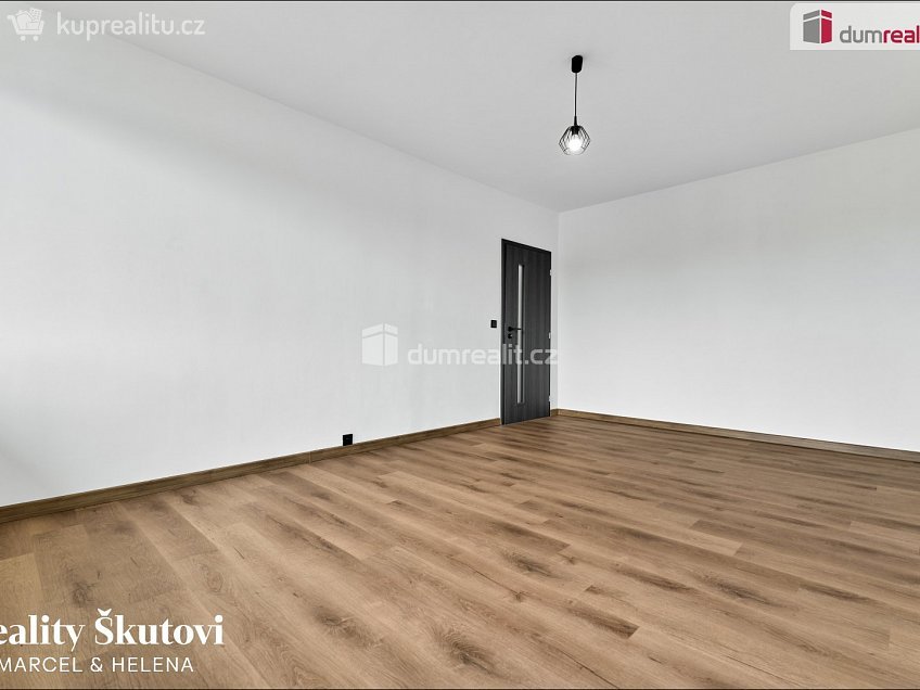 Prodej bytu 3+1 65 m^2 Peškova, Ústí nad Labem 