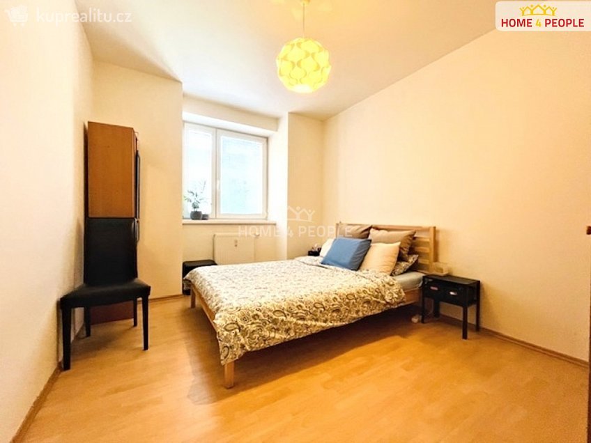 Pronájem bytu 2+kk 58 m^2 Tkalcovská, Brno 