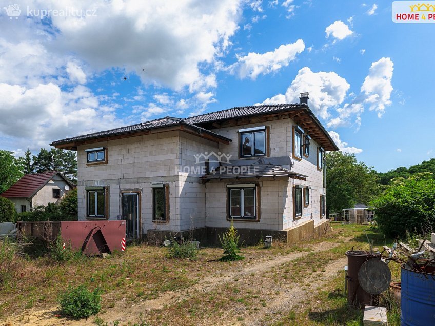 Prodej  rodinného domu 255 m^2 Ke Mlýnu, Tuklaty 