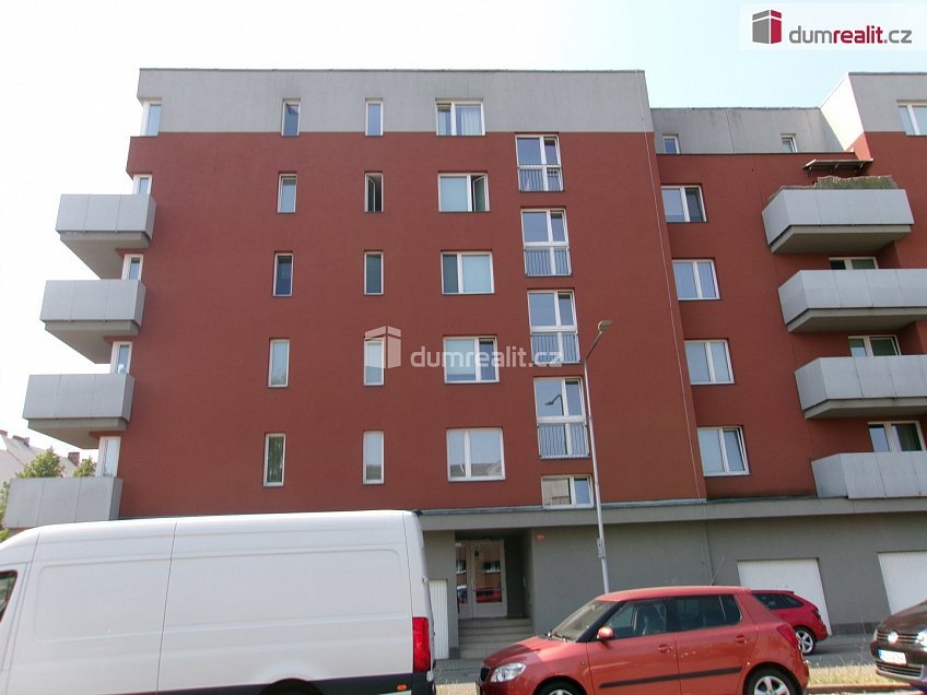 Pronájem bytu 1+kk 40 m^2 U Kasáren, Mladá Boleslav 