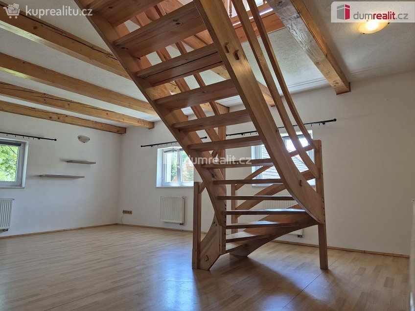 Pronájem  rodinného domu 130 m^2 Kájov, Kájov 