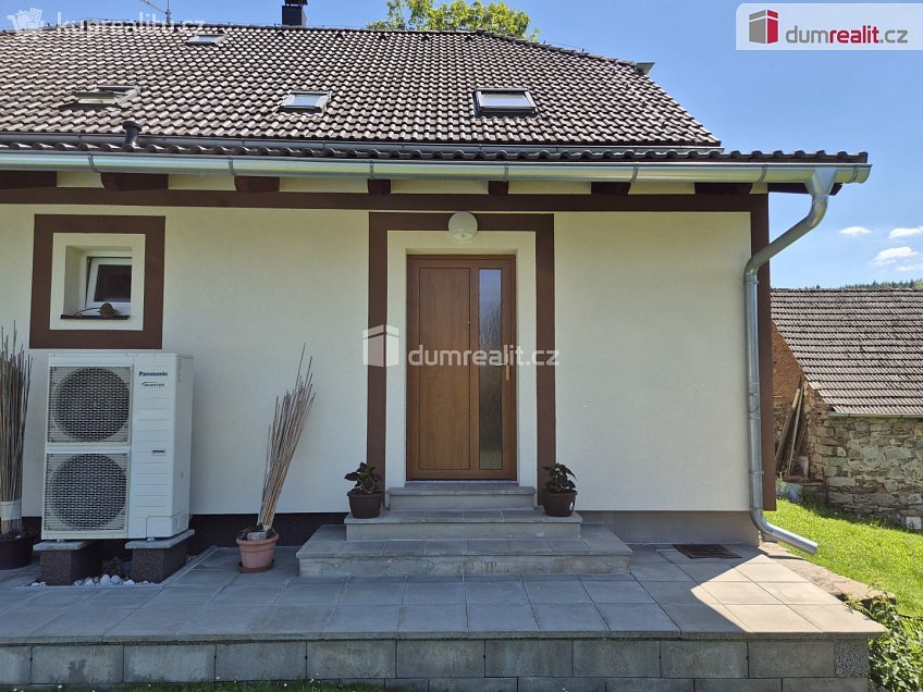 Pronájem  rodinného domu 130 m^2 Kájov, Kájov 