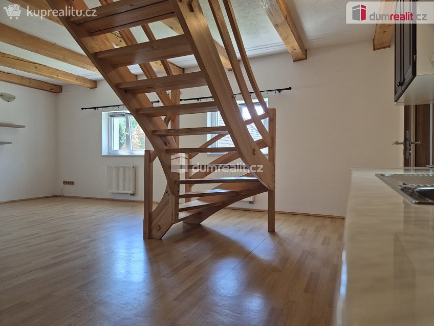 Pronájem  rodinného domu 130 m^2 Kájov, Kájov 