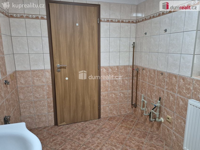 Pronájem  rodinného domu 130 m^2 Kájov, Kájov 