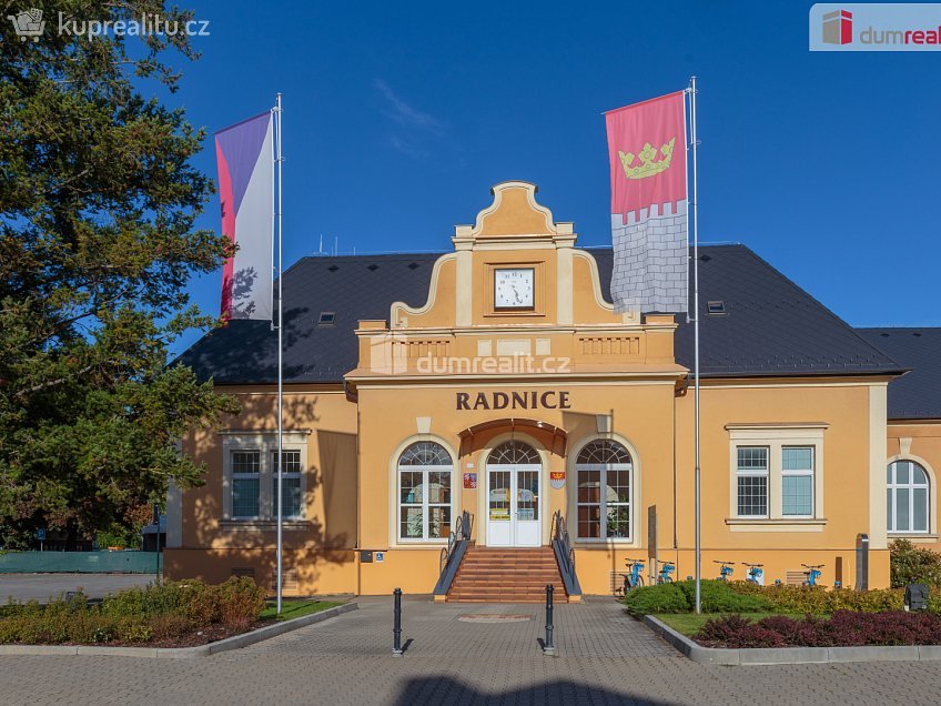 Prodej  rodinného domu 360 m^2 5. května, Králův Dvůr 