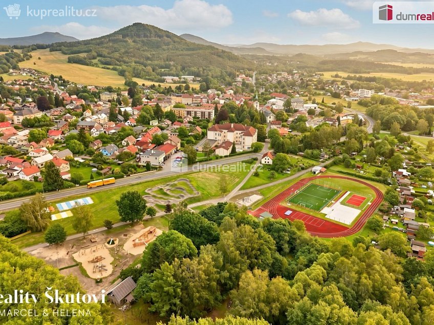 Prodej  rodinného domu 350 m^2 Kollárova, Cvikov 