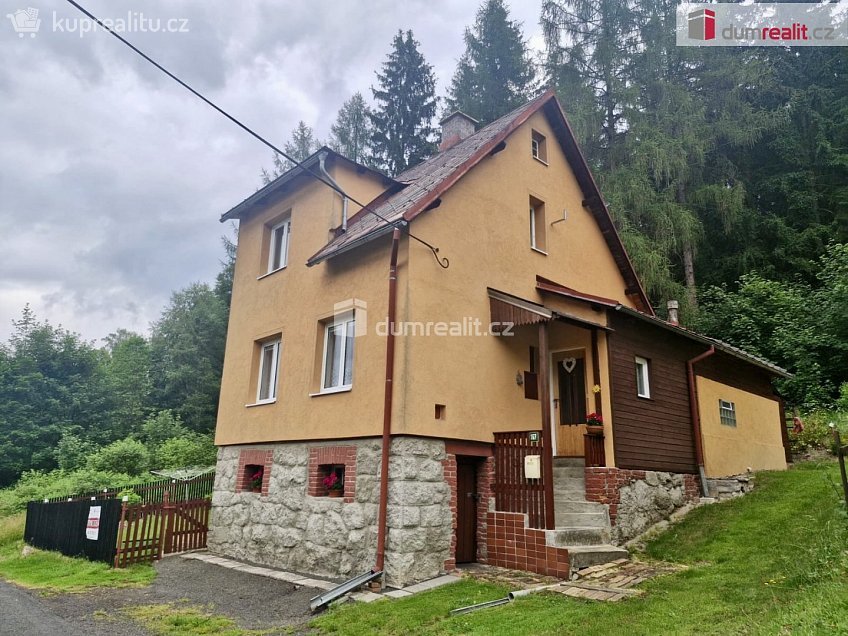 Prodej  rodinného domu 80 m^2 Stříbrná, Stříbrná 
