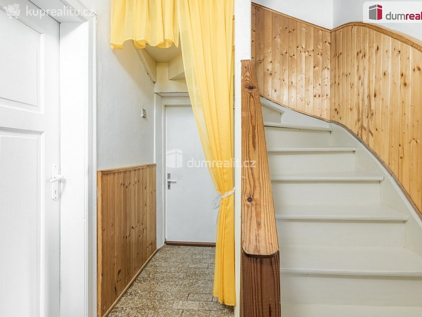Prodej  rodinného domu 80 m^2 Stříbrná, Stříbrná 