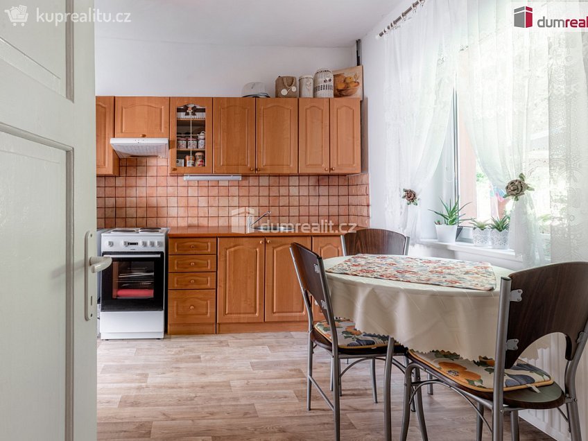 Prodej  rodinného domu 80 m^2 Stříbrná, Stříbrná 