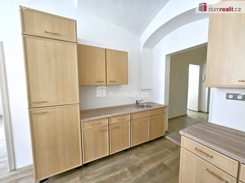 Pronájem bytu 1+1 59 m^2 Komenského, Terezín 