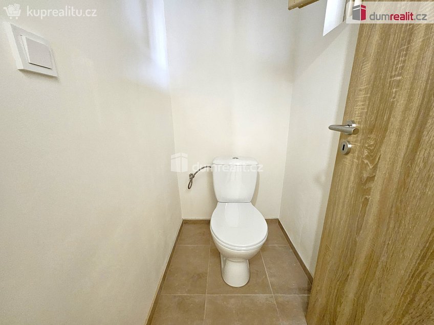 Pronájem bytu 1+1 59 m^2 Komenského, Terezín 