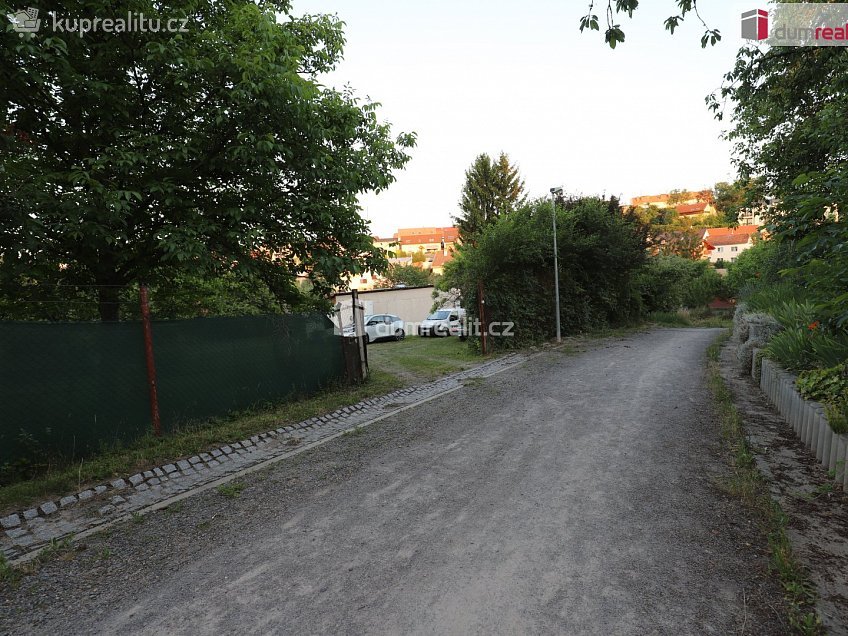 Prodej  chaty 35 m^2 Starosuchdolská, Praha-Suchdol 