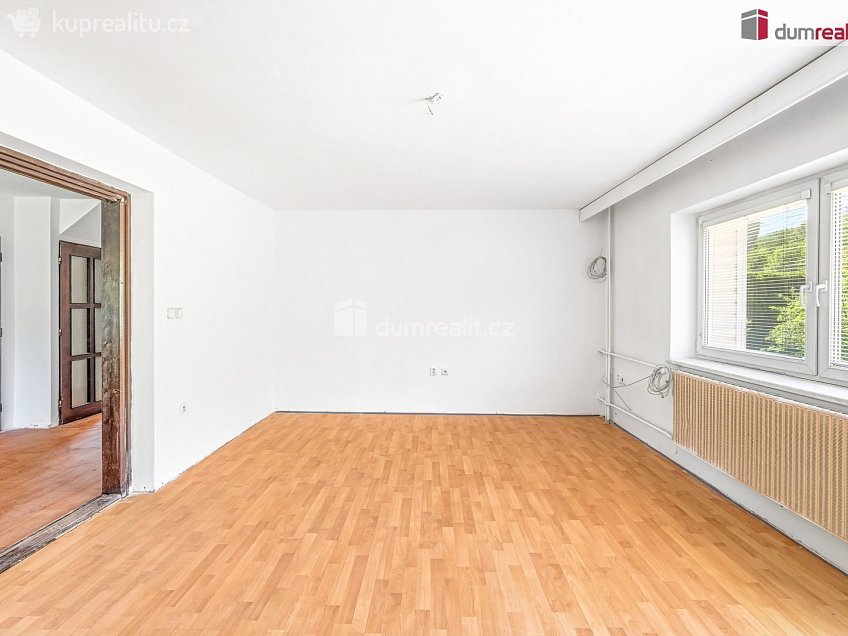 Prodej  rodinného domu 220 m^2 Karlovice, Karlovice 