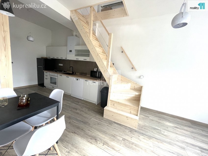 Prodej bytu 3+kk 75 m^2 Sokolovská, Karlovy Vary 