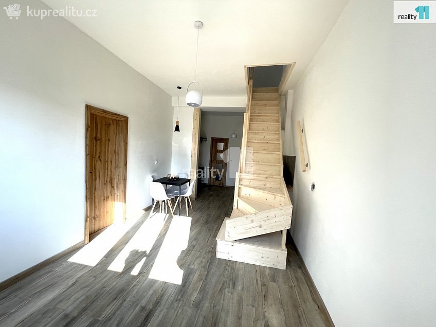 Prodej bytu 3+kk 75 m^2 Sokolovská, Karlovy Vary 