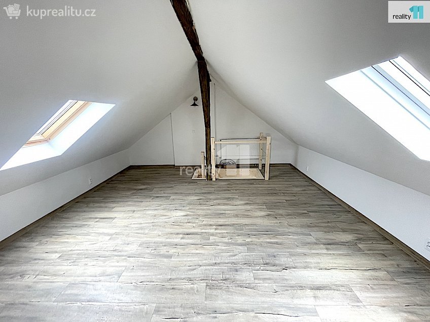 Prodej bytu 3+kk 75 m^2 Sokolovská, Karlovy Vary 