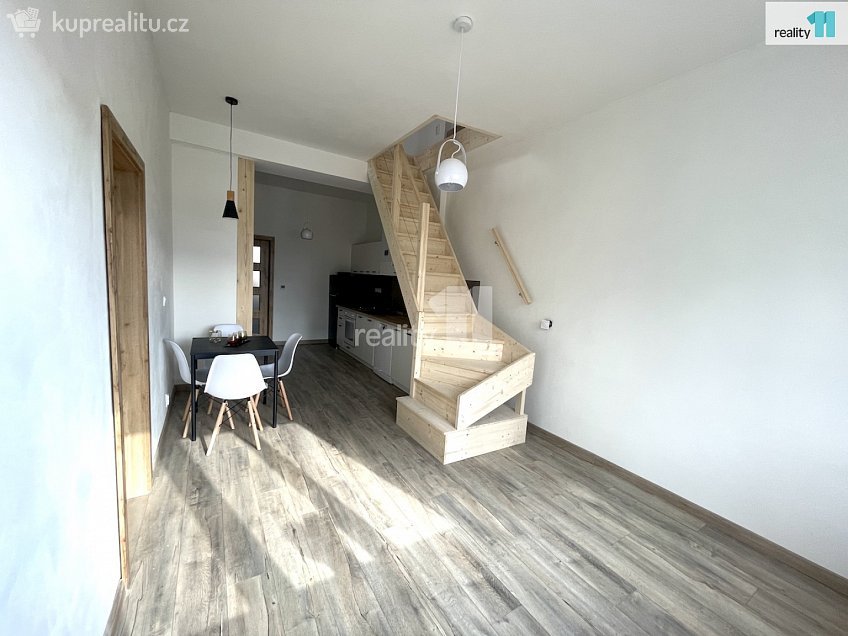 Prodej bytu 3+kk 75 m^2 Sokolovská, Karlovy Vary 