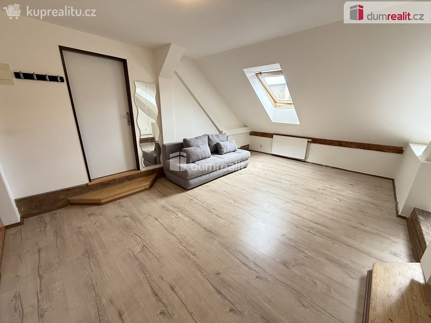 Pronájem bytu 2+kk 60 m^2 Jindřicha Plachty, Praha 5 
