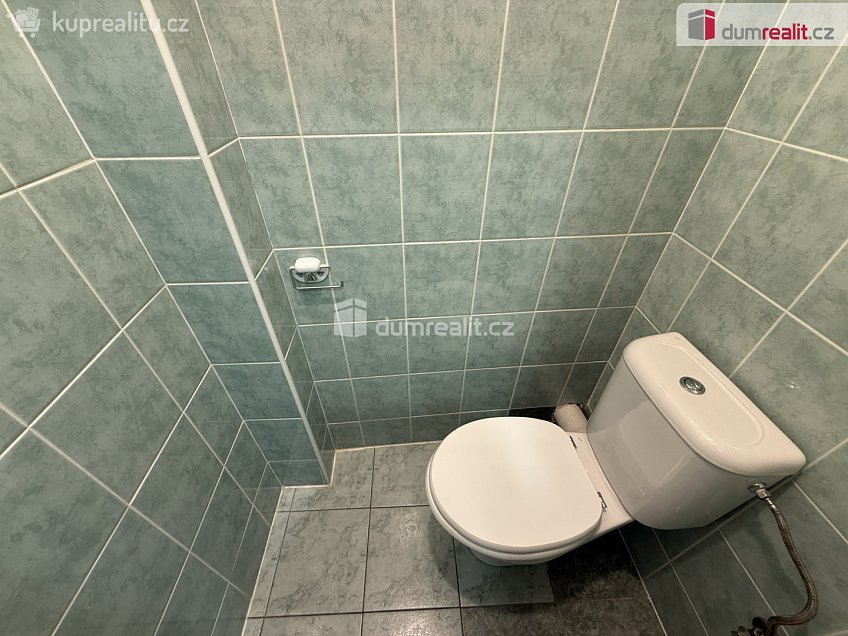 Pronájem bytu 2+kk 60 m^2 Jindřicha Plachty, Praha 5 