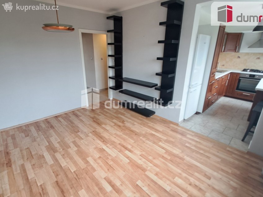 Pronájem bytu 2+kk 50 m^2 Pod Královkou, Praha 6 