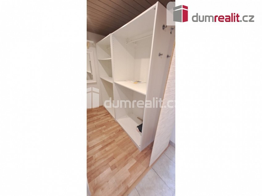 Pronájem bytu 2+kk 50 m^2 Pod Královkou, Praha 6 