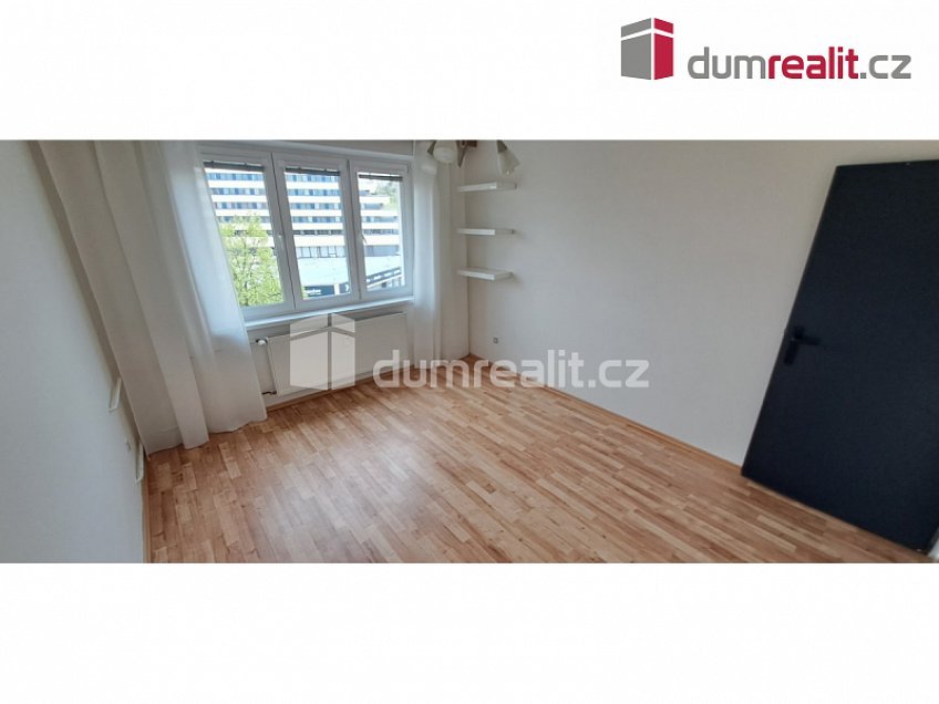 Pronájem bytu 2+kk 50 m^2 Pod Královkou, Praha 6 