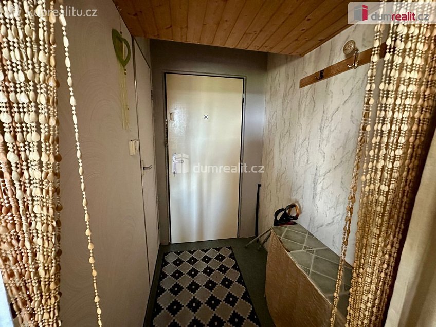 Pronájem bytu 1+1 35 m^2 Mládežnická, Karlovy Vary 