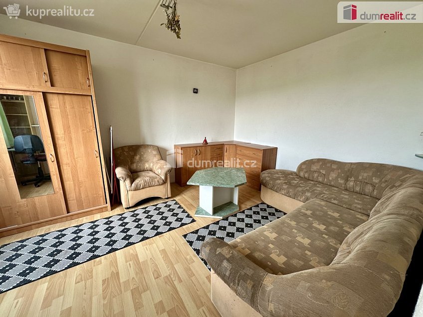 Pronájem bytu 1+1 35 m^2 Mládežnická, Karlovy Vary 